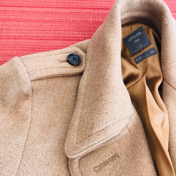 GAP Coat - Picture 4 of 7